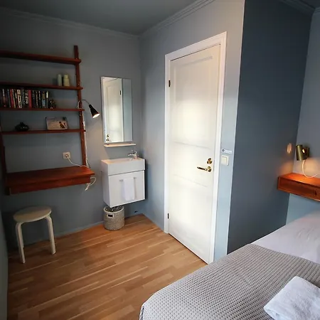 Grettir Guest house